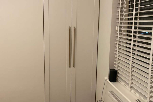 Bespoke-bedroom-wardrobe-2