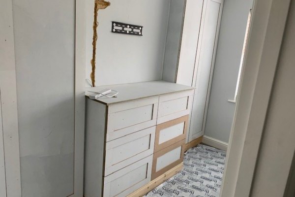 Bespoke-bedroom-wardrobe-6